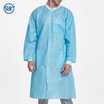 SMS Disposable Lab Coat Nonwoven Three Layers Knitted Collar and Cuffs Snap on