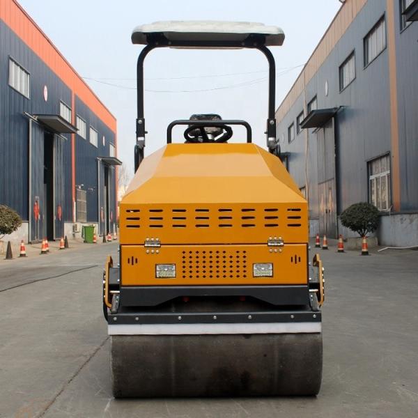 Road Roller Compaction Hydraulic Vibrating Vibratory Roller with 25L Fuel Tank