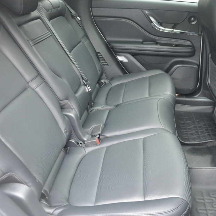 Compact SUV Hybrid 4x4 5-door 5-seat Electric Car Adventurer 0km PHEV Oil-Electricity Mixing Energy Type 4615*4887*1630mm
