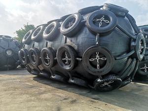 China High Strength Pneumatic Marine Fender For Ship Collision Avoidance factory