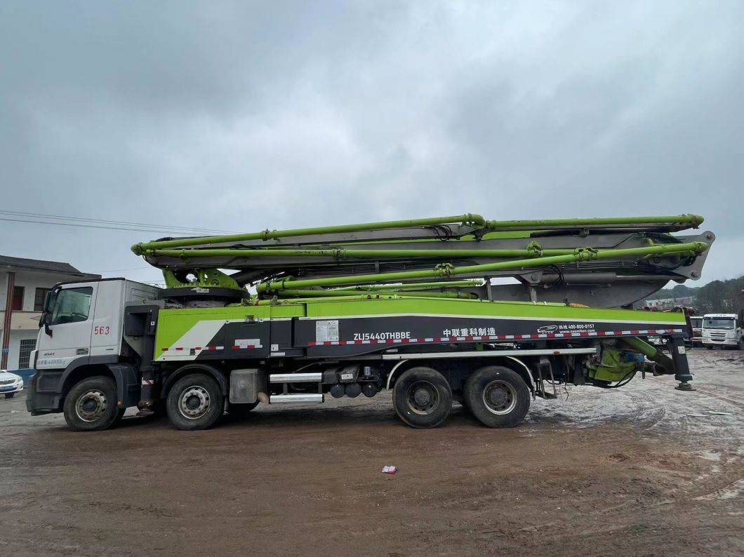 Factory Low Price Zoomlion 2018 Concrete Pump with Benz Chassis Changsha Pump Truck