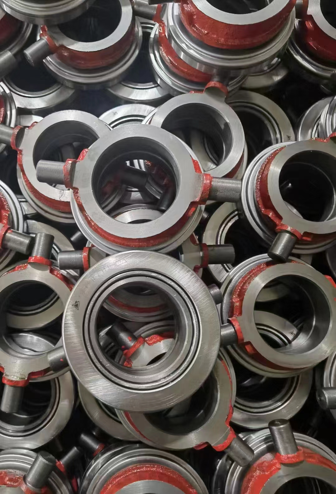 European Trucks Red Release Bearing Clutch Bearing 50-16011805-A for Mtz Tractor Parts