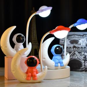 China Kids Room Table LED Lamp Astronaut Cartoon 23x13x5cm ABS Material factory