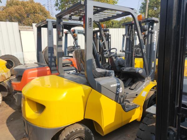 Used Japan Manufactured Komatsu-Fd30-17 Forklift Truck in Good Condition with