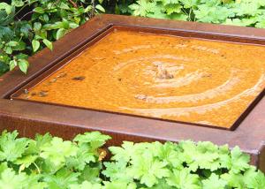 China Outdoor Decorative Metal Garden Sculpture Water Features Customized factory