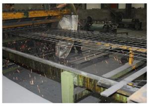 China Construction Hog Wire Fence Panels , Low - Carbon Iron Wire Mesh Panel factory