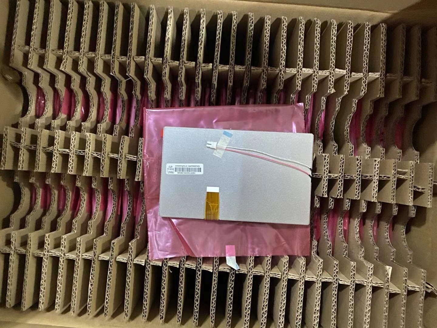 AT070TN07 V.A Innolux 7.0" 480(RGB)×234 200 cd/m² INDUSTRIAL LCD DISPLAY