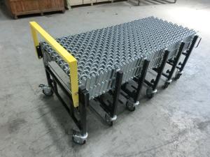 China Heavy Duty Flexible Skate Wheel Conveyor factory