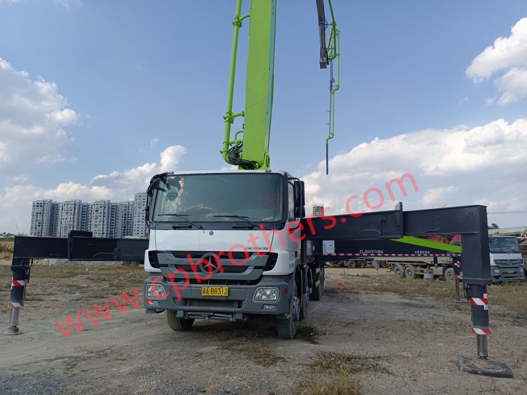 2013 Zoomlion 52m Concrete Pump Truck Pump Beton Pump on Renew Condition Sell with Promotion Price