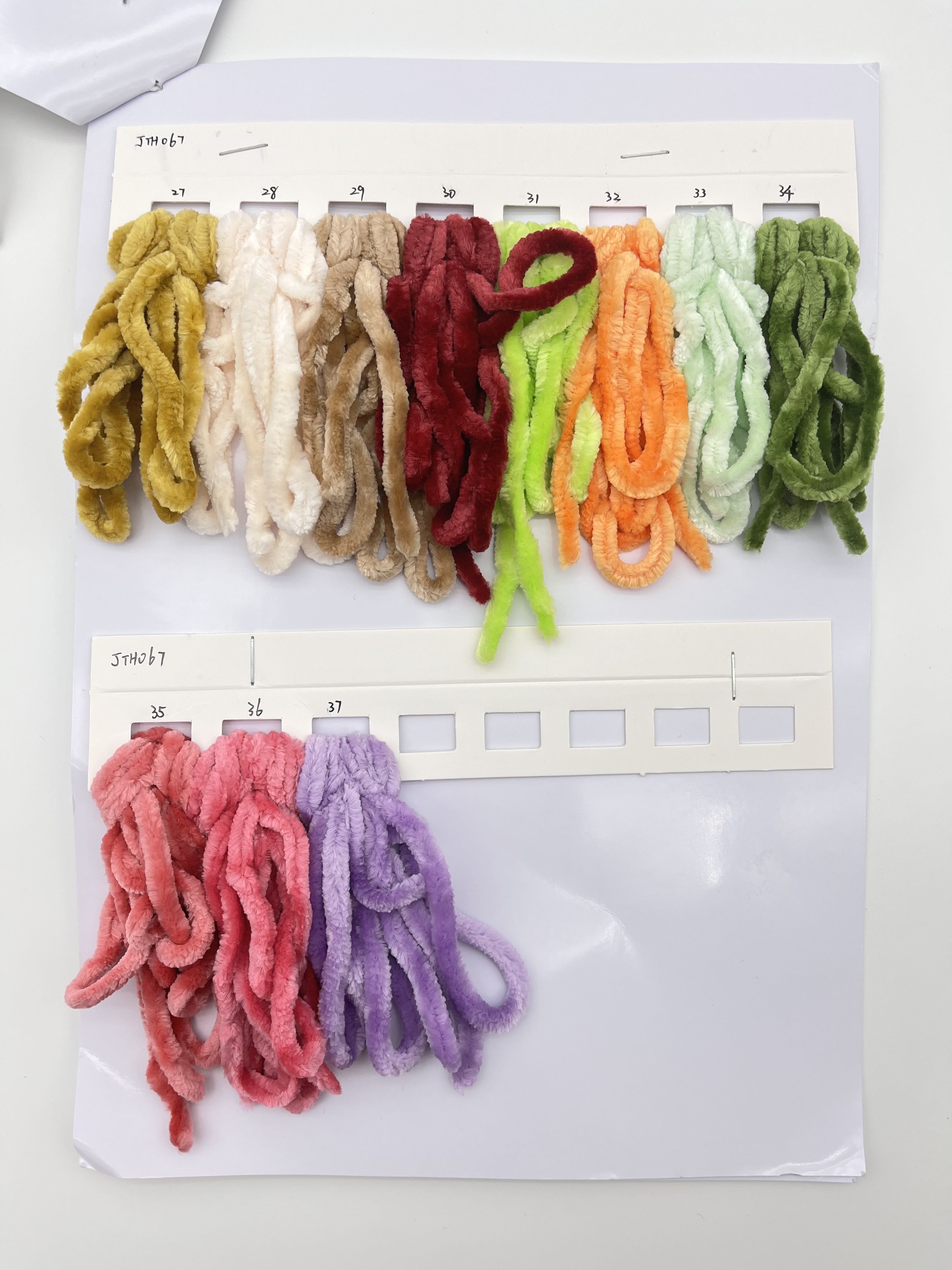 100gram 100meters Chenille Yarn Soft And Fluffy Micro Polyester Fluffy Yarn For Crochet
