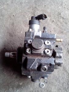 China used fuel pump Bosch 0445020007, 4898921 factory