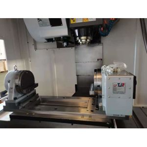 4 Axis RS232 5.5kw CNC Machining Center With Hydraulic Tailstock