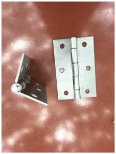 China OEM ODM Silver Front Door Hinges , Furniture Decorative Metal Hinges For Wooden Doors factory