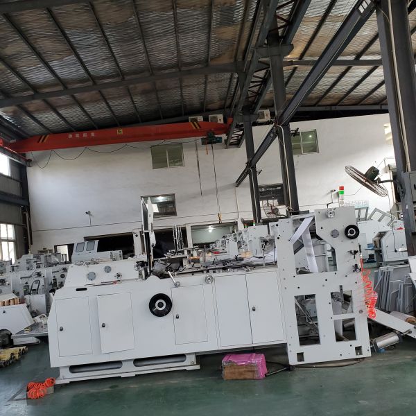 High Speed Automatic Paper Bag Making Machine 160-420mm For Snack Packing