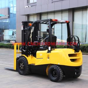 China Fork Width 122mm Lift 6000mm 70L 2.5t Gas Engine Forklift factory