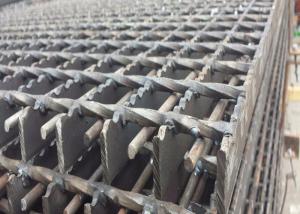 China Hot Dipped 30 X 3mm Galvanized Steel Grating Silver Color factory