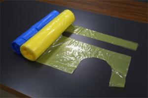 China Hygienic Water Proof Polyethylene Aprons Widely Used In Medical,Health Care, Hotelling and Food Industry factory
