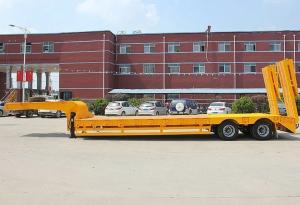 China Two Axle Low Bed Semi-trailer Can Transport 40-50 Tons factory
