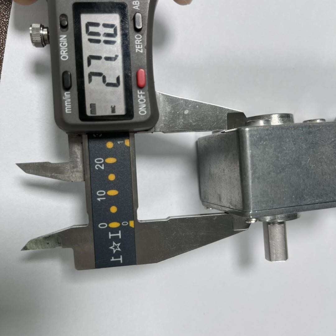 DC 12V 24V High Torque Worm Geared Motor Low Speed 12-470RPM