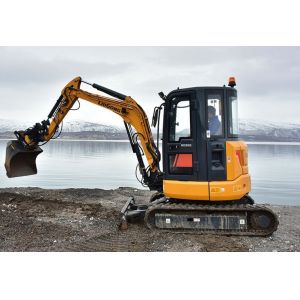 Liugong 3ton mini excavator 9035E High digging power and 35KW for precise