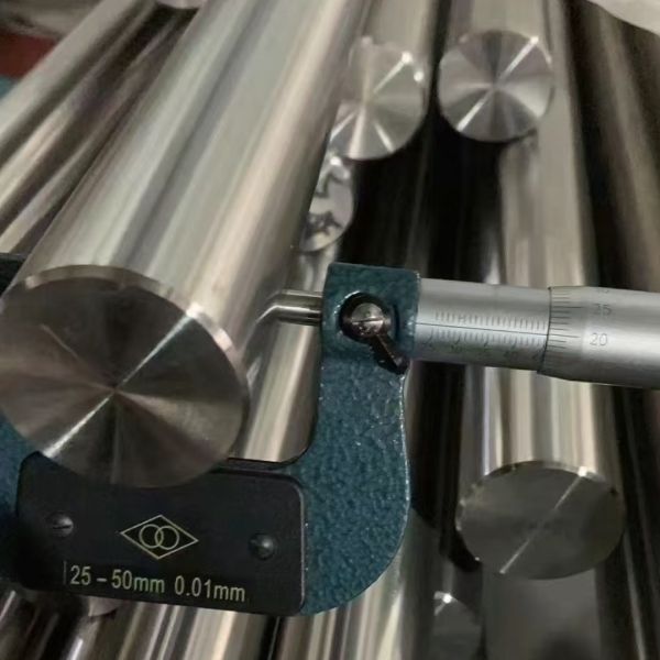 China Durable Monel 400 Round Steel Excellent Resistance to Acids & Saline Environments, Customizable Sizes, ASTM B165 Compliant factory