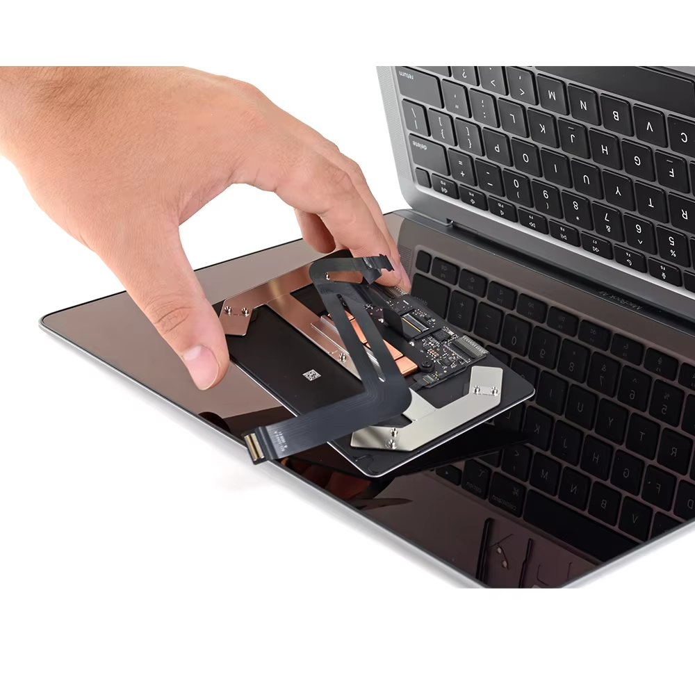 MacBook Pro 15 inch trackpad