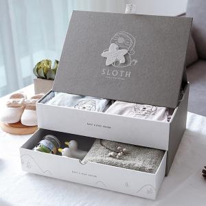 China Biodegradable Baby Clothes Custom Clothing Boxes With Leather Handle factory