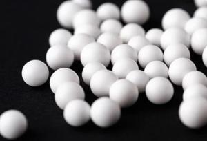 China Al₂O₃ Ceramic Alumina Grinding Balls Zero Contamination for Pharma &amp; Food factory