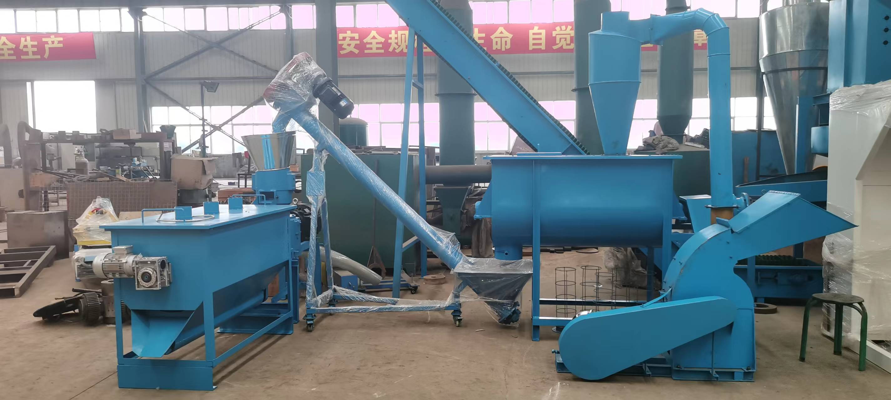 1 year warranty 200-500kg/h feed pellet mill/farm use pelletizer/ chicken feed pellet machine for poultry feed