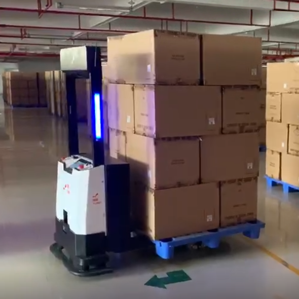 Cage Stacking Lifting Type 2 Ton Load Forklift Truck Stacker Intelligent