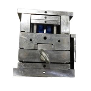 China Heat Treatment Customized Plastic Shell Injection Molding Mold For Food Grade Instrument factory