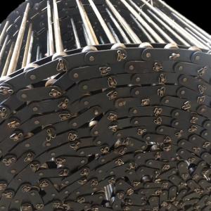 China bend edge Fulcrum Rod Metal Chain Conveyor Belt 304 Loading Conveyor factory