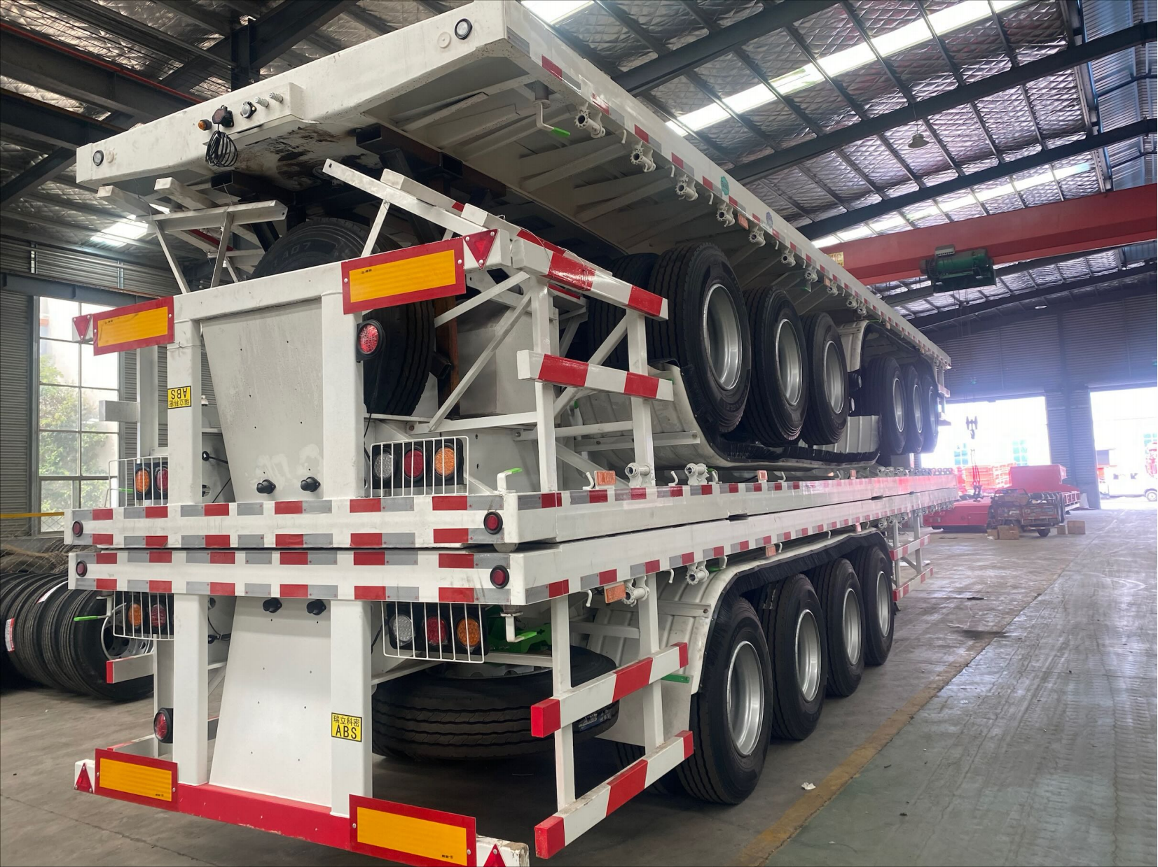 CIMC 40/ 45ft 2 Axle space frame structure of high-strength steel 16Mn steel welded longitudinal beam Entensible Flatbed Trailer