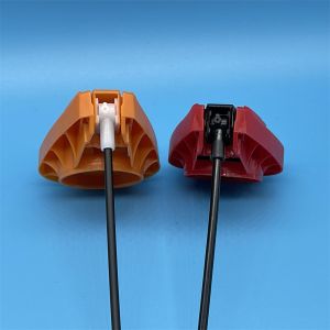 China Ergonomic Chemical-Resistant Aerosol Spray Trigger for Industrial Cleaning and Lubrication with Comfort-Grip Handle on sale