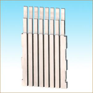China Various Types Mold Spare Parts / Plastic Precision Automotive Parts inserts/mold spare parts factory