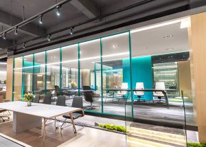 China Modular Glass Partition Wall Demountable Glass Partition For Offioce Division factory