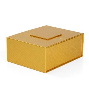 China Gold Magnetic Closure Gift Box , Rectangle Flip Top Gift Boxes With Magnetic Catch factory