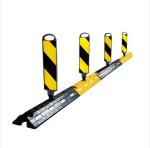 Traffic Safety Products Retractable Road Dividers With Warning Posts Barrier