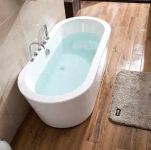 China Model Design Ellipse Acrylic Freestanding Bathtub factory