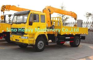 China Diesel SQ5SK3Q Truck Mounted Crane , 5 TON Telescoping Boom Crane factory