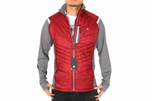 China Custom Logo Ployester Mens Softshell Running Jacket With Seamtape factory