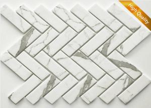 China White Cararra Marble Mosaic Tile Fish Bone Shaped 31 X 98 X 6mm Chip Size factory