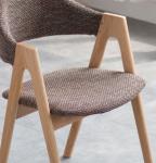 Mail Packing Nordic Style Cloth Artist Home Leisure Solid Wood Dining Chair with