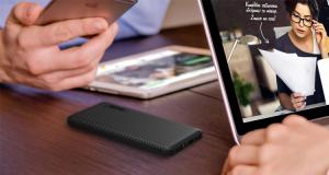 China Multi Colored Plastic 10000mAh Slim Power Bank For Mobile Phone factory