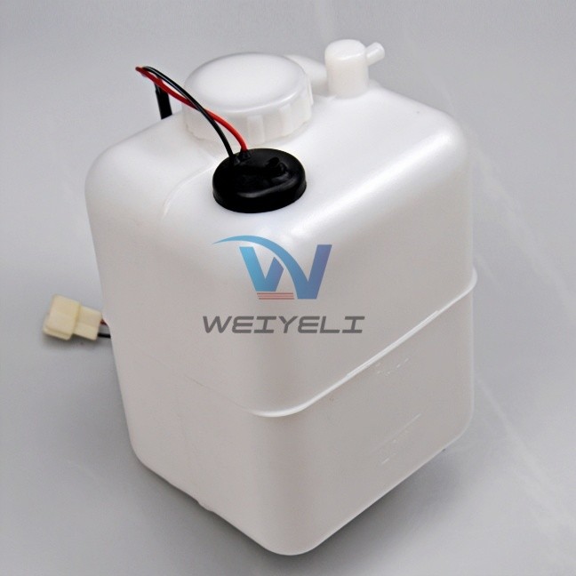 FR150 Excavator Engine Spare Parts Auxiliary Water Kettle Radiator Overflow Bottle