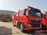 206kw 4x2 Lengthen Cab Water Foam Fire Rescue Vehicles With 8000kg Tender