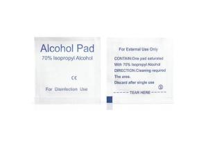 China Non - Woven 70% Isopropyl Alcohol Cleaning Wipes 65x30mm / 60x60mm For Skin Care factory
