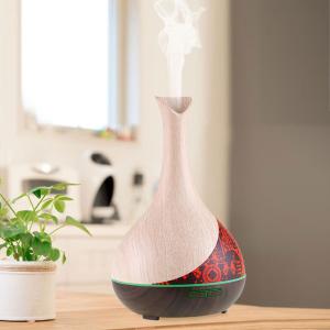 China Ultrasonic Smart WiFi Essential Oil Diffuser With Dark Wood Grain Base factory