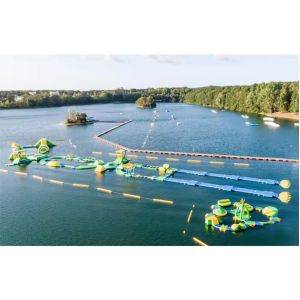 Customizable Theme Inflatable Water Park 1 Year Warranty