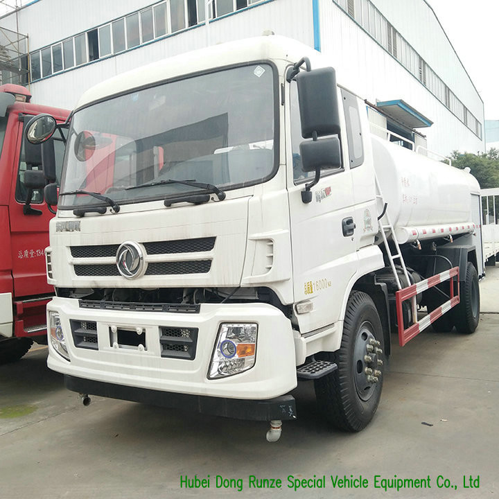 4X4 Off Road 8000L Water Bowser Truck With Water Pump Sprinkler For Water Delivery and Spray